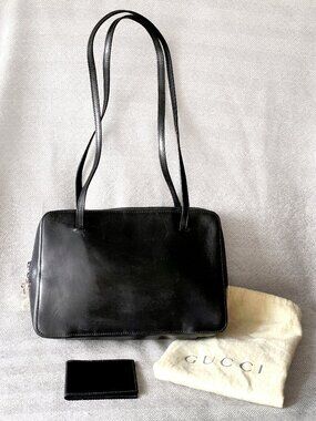 Vintage 90s Gucci Black Leather Shoulder Bag w/ Padlock Zipper Pull & Wallet